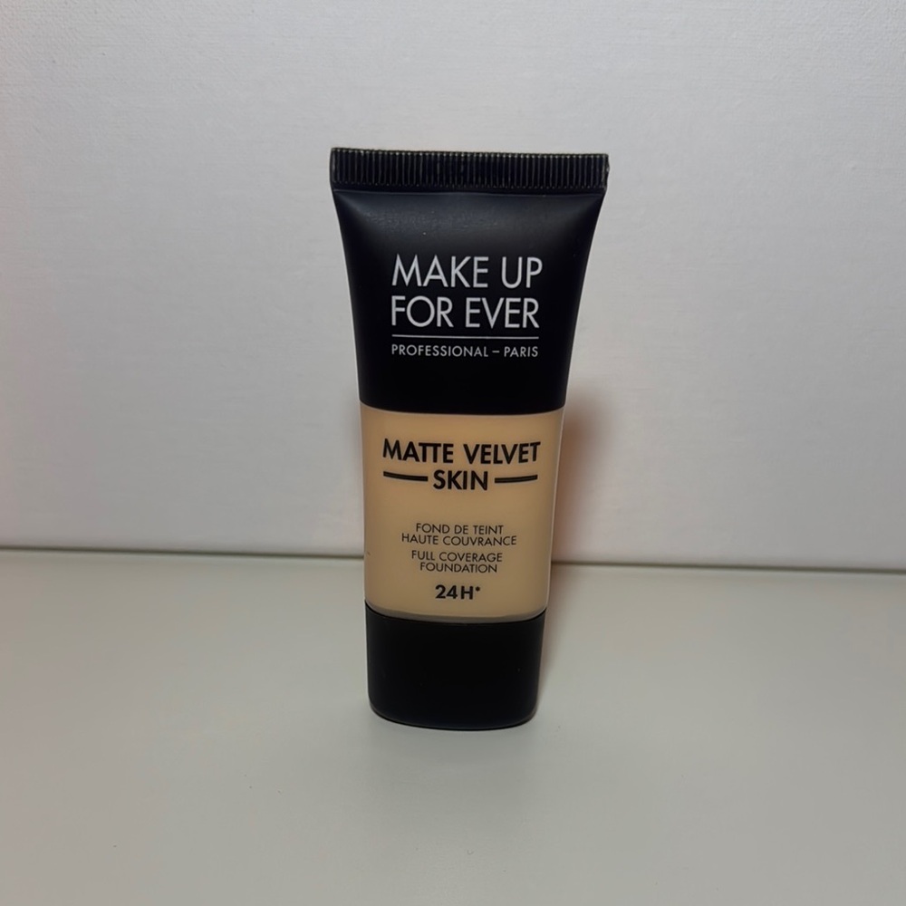 Makeup Forever Foundation Matte Velvet